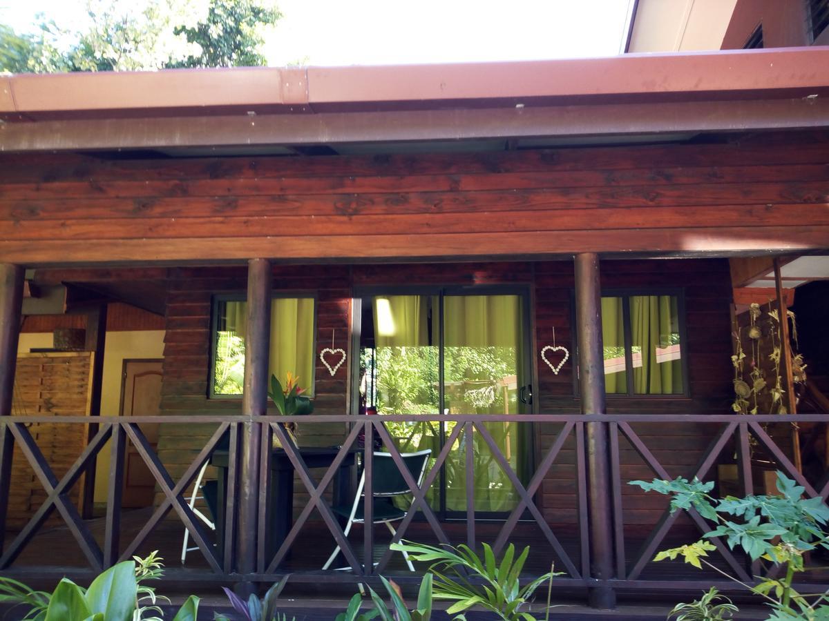 Hotel Haere Mai I Te Fare Teavaro Exterior foto