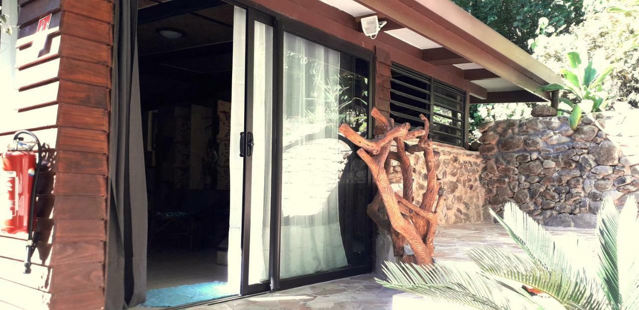 Hotel Haere Mai I Te Fare Teavaro Exterior foto